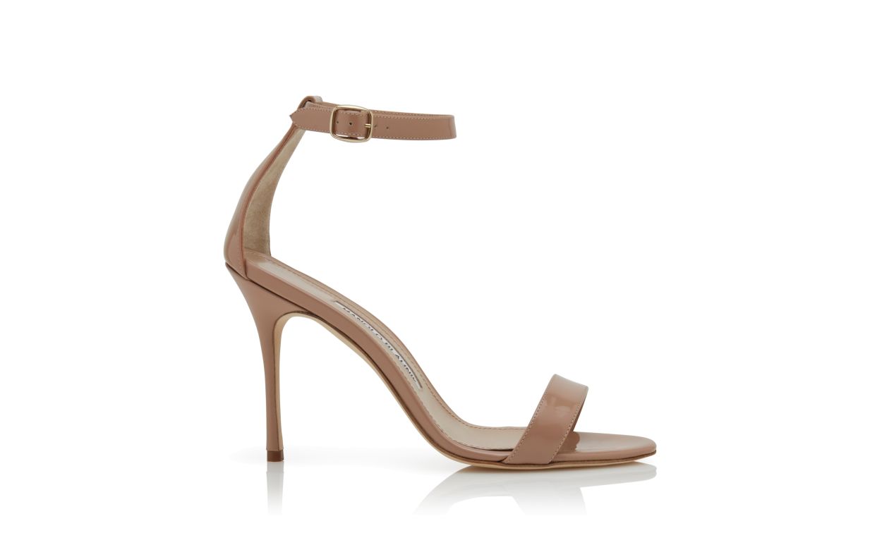 Sandales à brides cheville en cuir verni beige