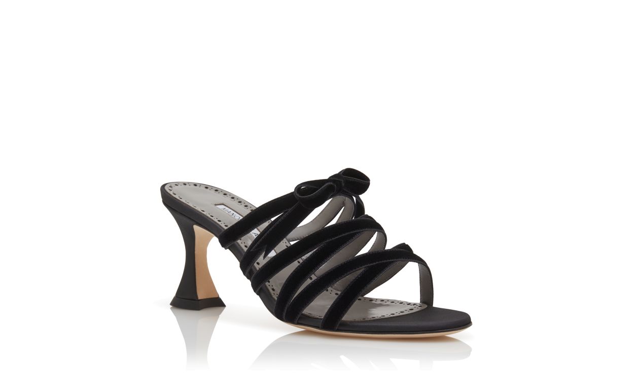 Mules en soie noire à brides croisées
