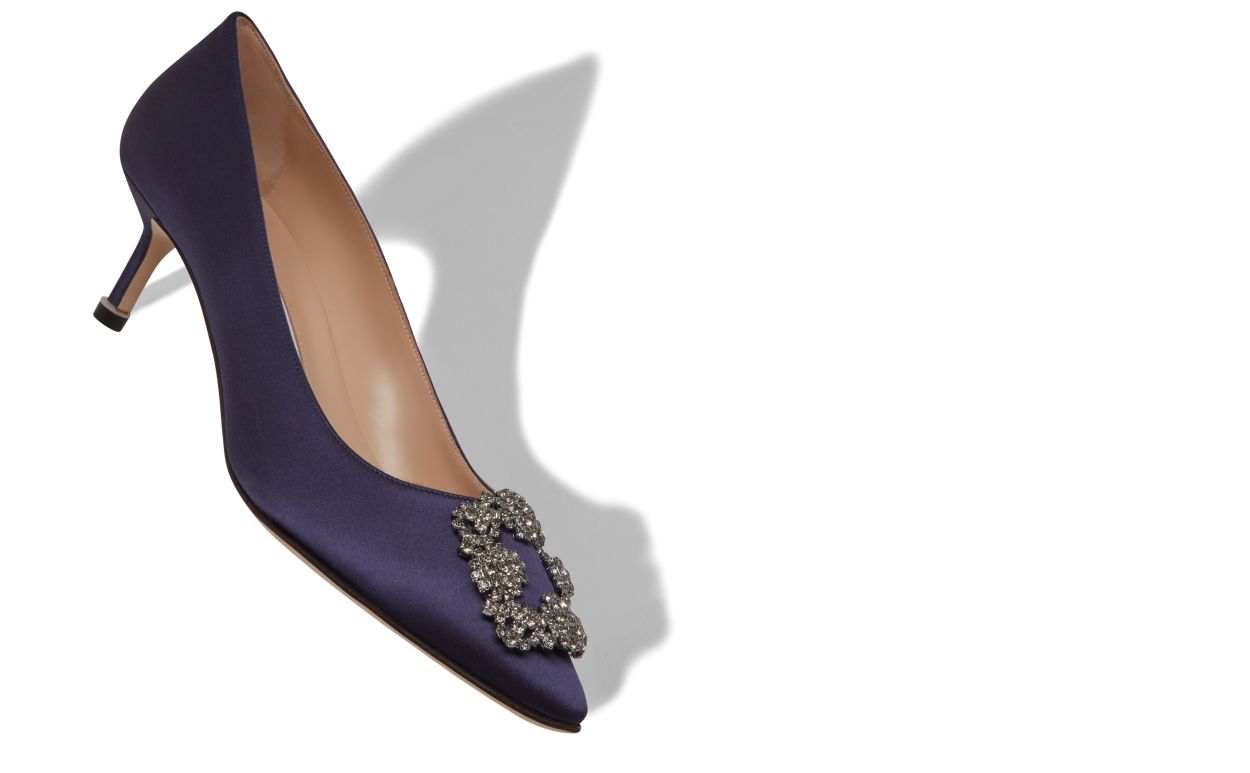 Escarpins à boucle en satin bleu foncé