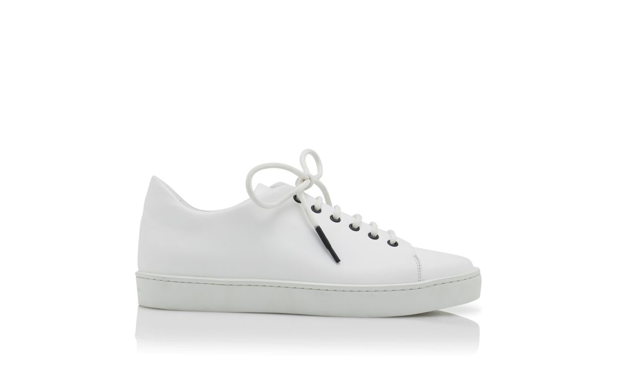Chaussures bateau en cuir de veau blanc à bout bas