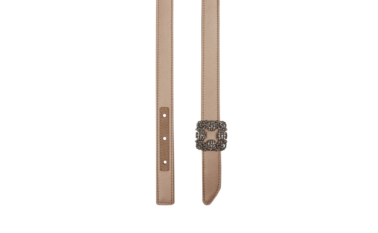 Ceinture en satin beige clair avec boucle cristalline