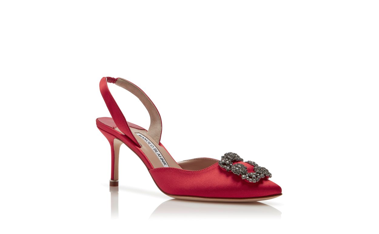 Escarpins à brides élastiquées en satin rouge avec boucle bijou