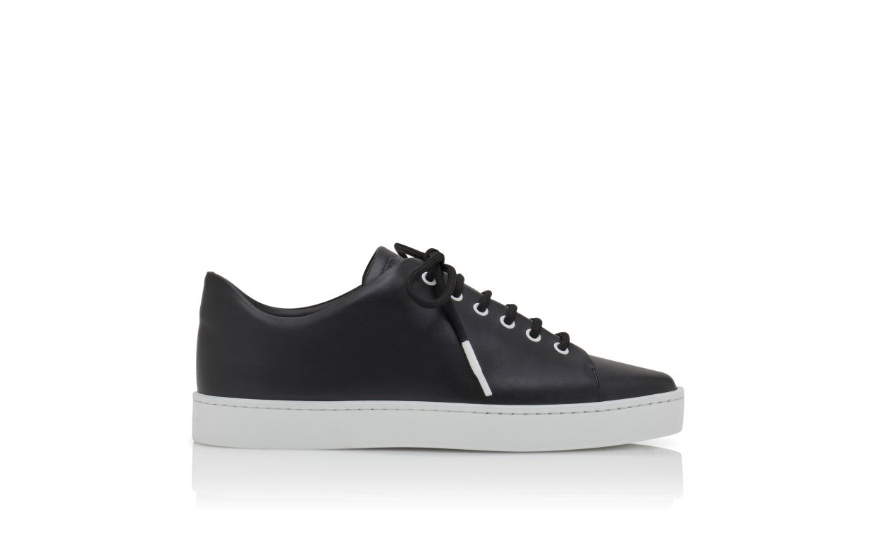 Chaussures bateau en cuir de veau noir à bout bas