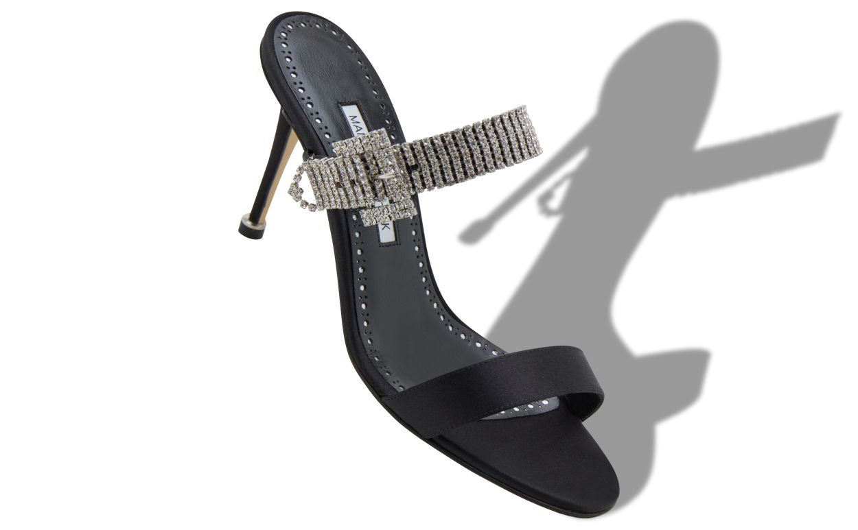 Mules à brides en satin noir ornées de cristaux
