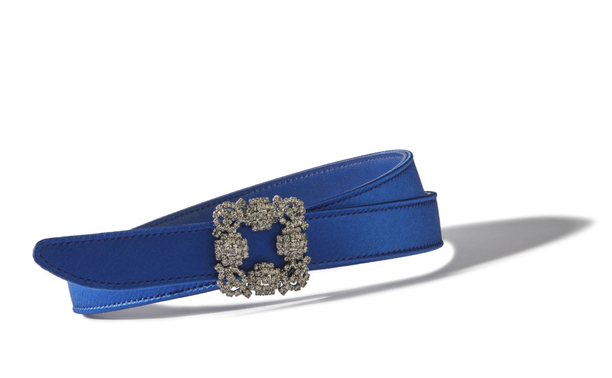 Ceinture en satin bleu à boucle de cristal