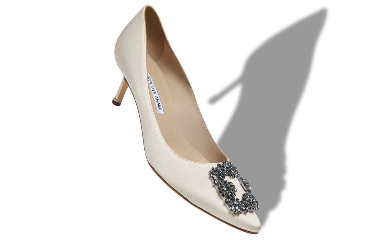 Escarpins à brides en satin blanc