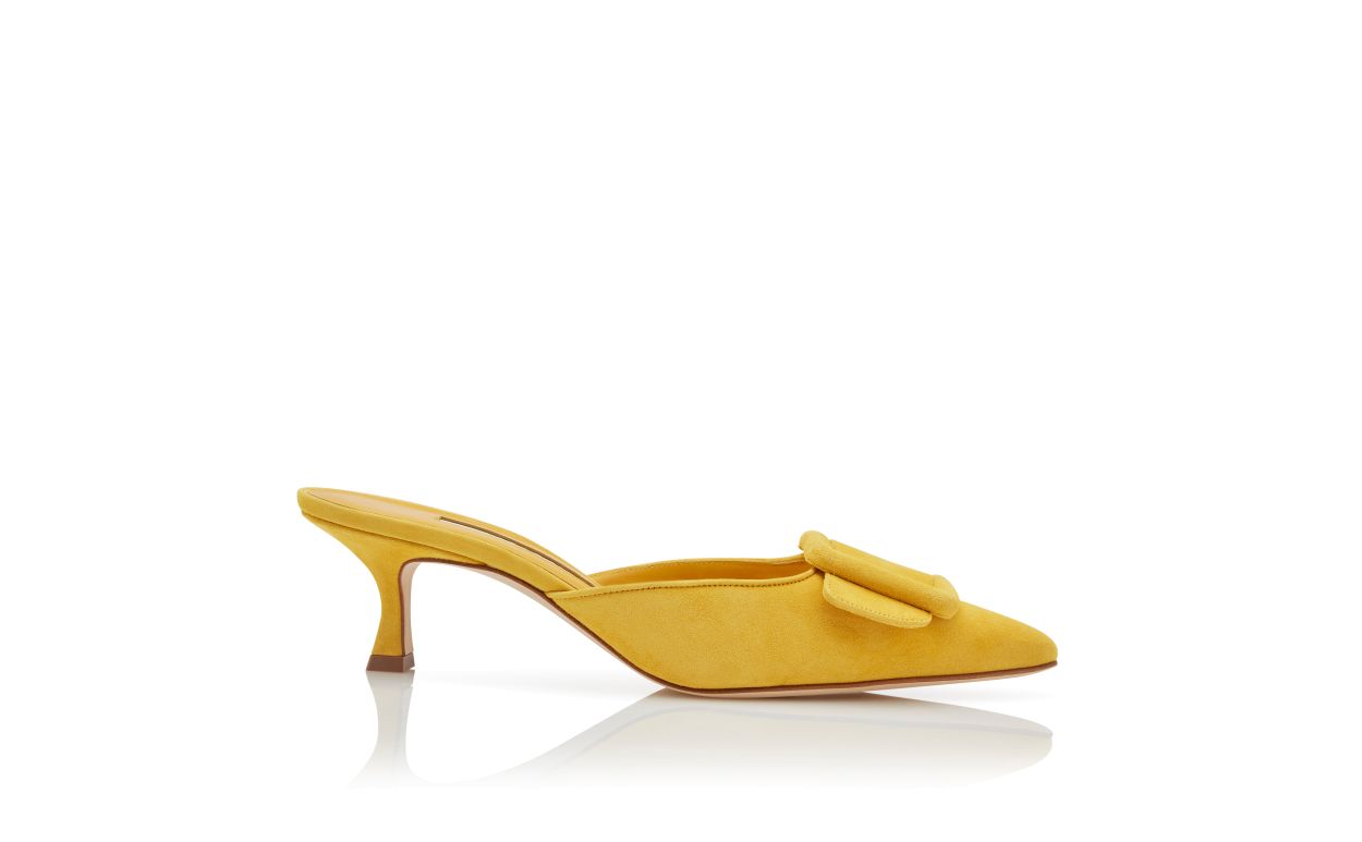 Mules en daim jaune avec boucle