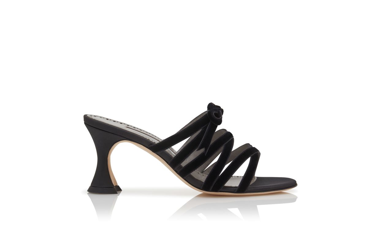 Mules en soie noire à brides croisées