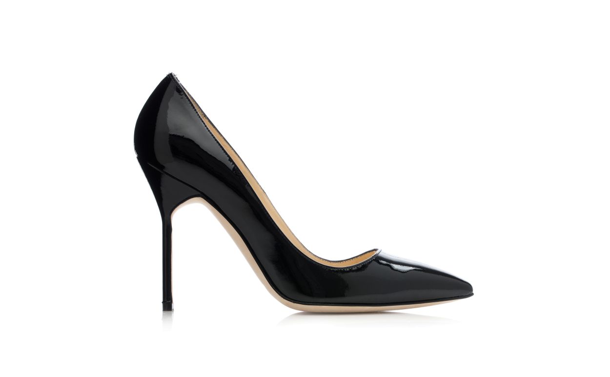 Pompes à bout pointu en cuir brillant noir