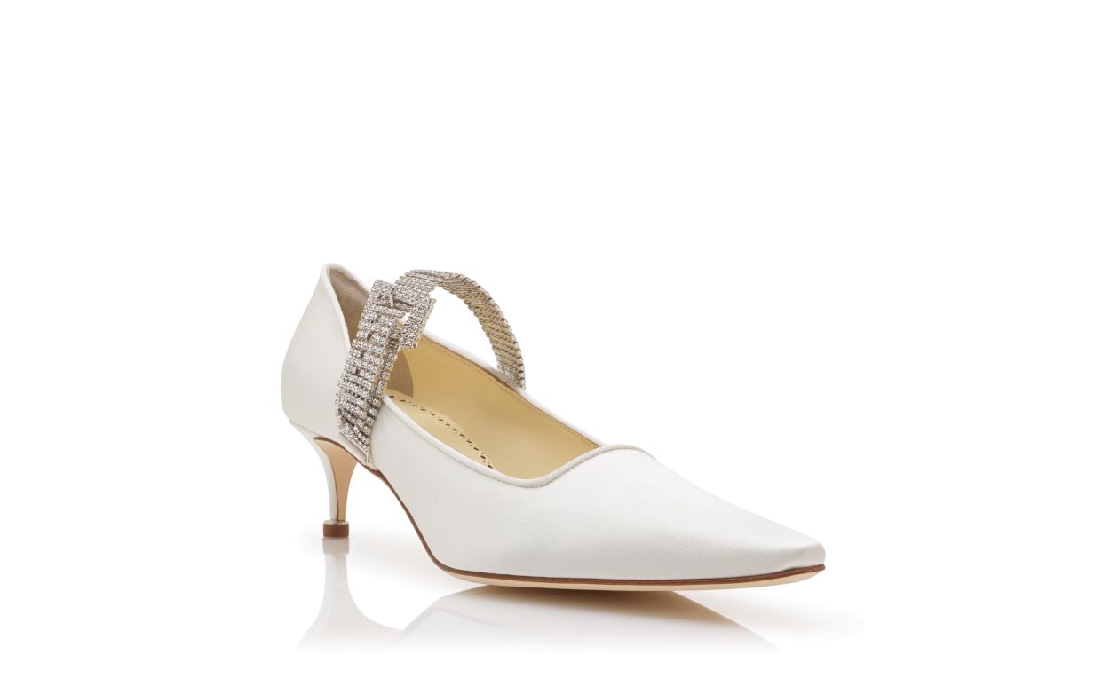 Escarpins à brides incrustées de cristaux en satin crème clair