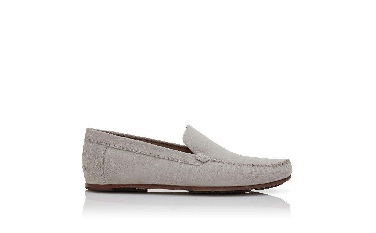 Chaussons en daim gris clair
