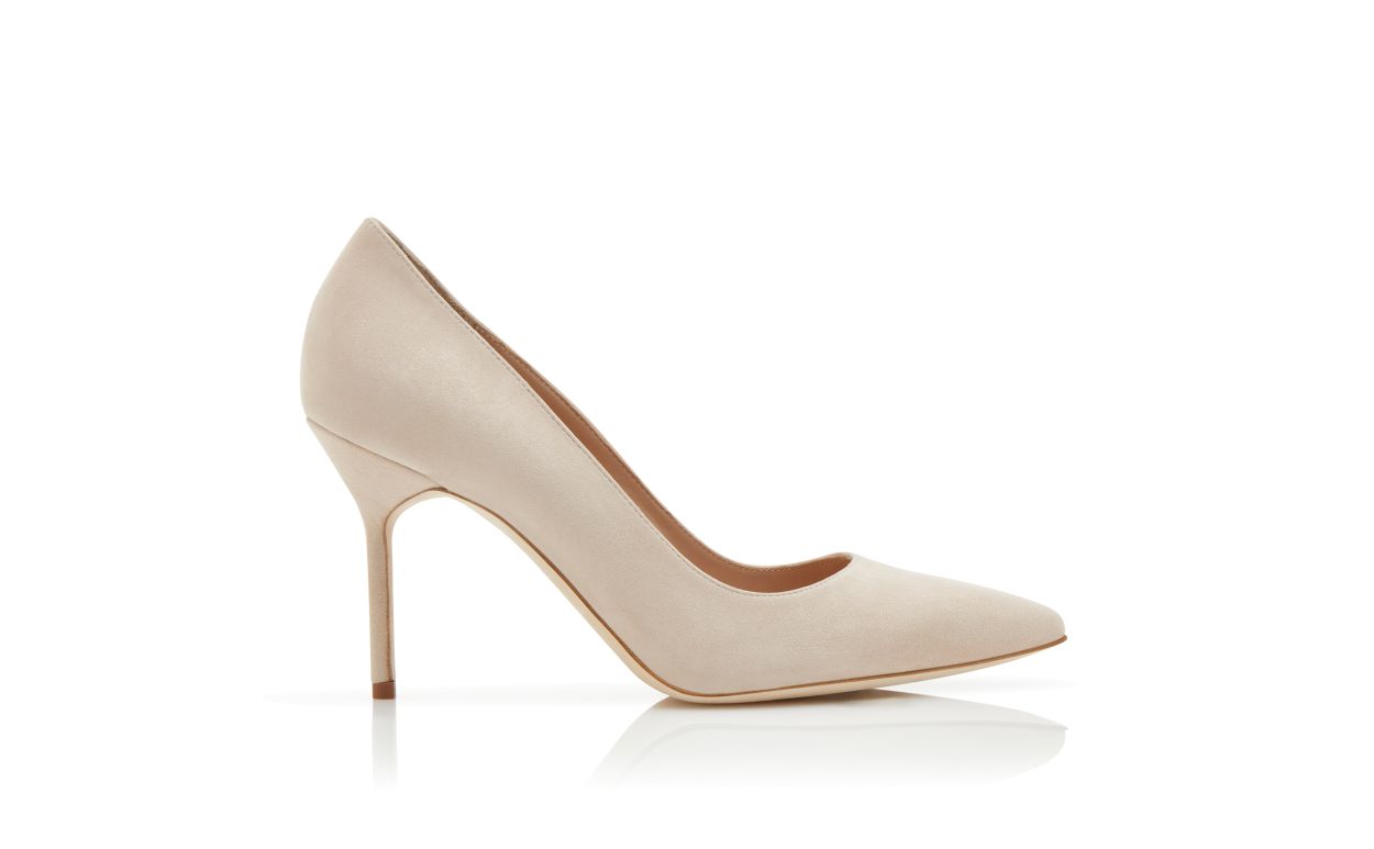 Pompes à bout pointu en daim beige clair