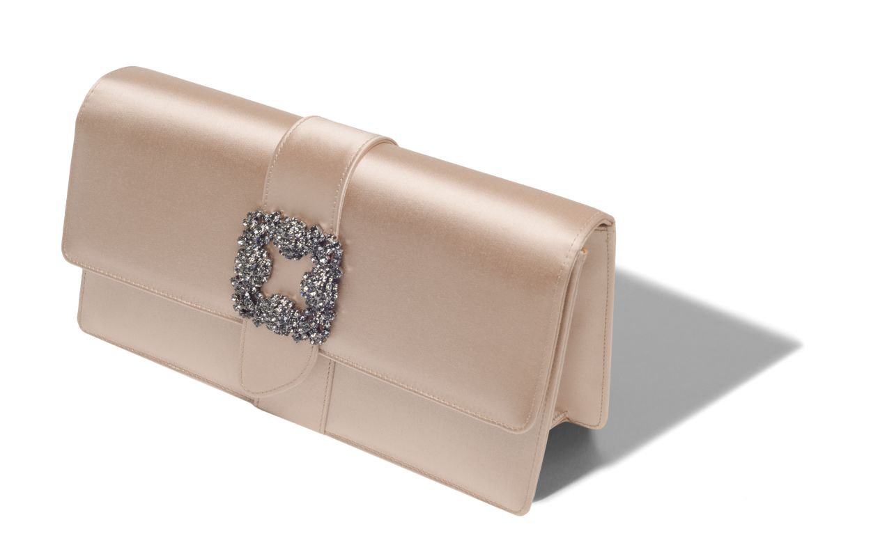 Portefeuille rectangulaire en satin beige avec boucle de bijou