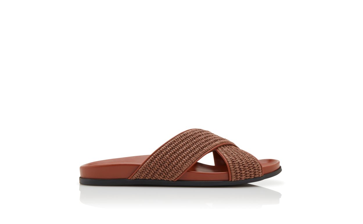 Sandales plates en raphia brun foncé